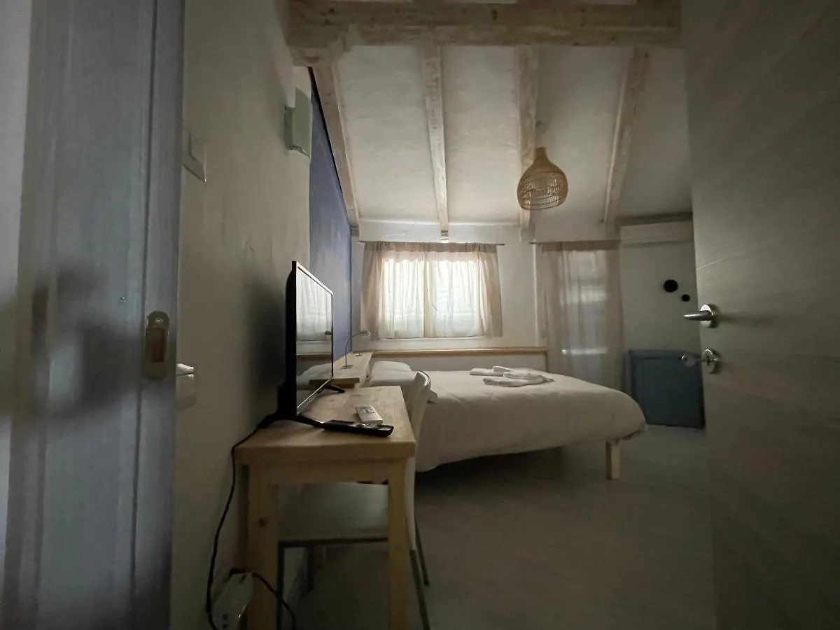 オルビア Domus De Diana Bed & Breakfast 3*,  イタリア