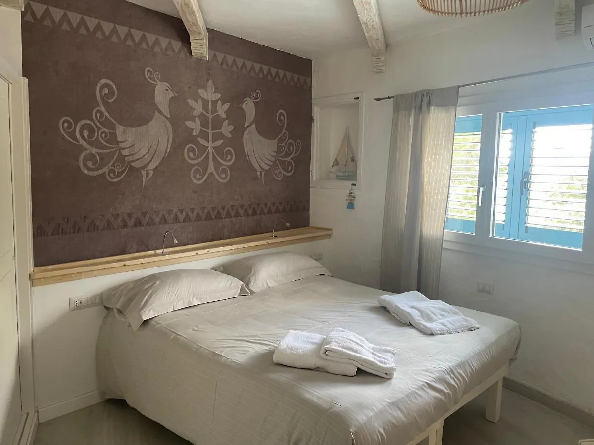 Bed and Breakfast Domus de Diana Olbia 3*,  Italia