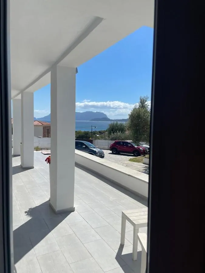 Bed and Breakfast Domus de Diana Olbia 3*,